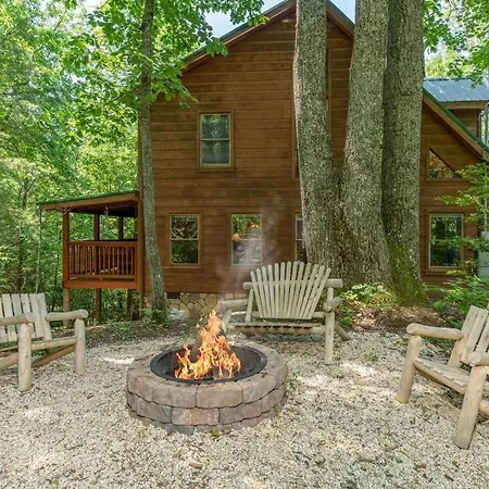 Misty Mountain Escape Secluded And Cozy Hot Tub, Deck, Game Room, And Everything You Need To Relax